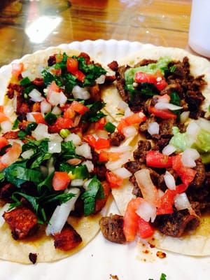 Taqueria No SE Hagan Bolas by null