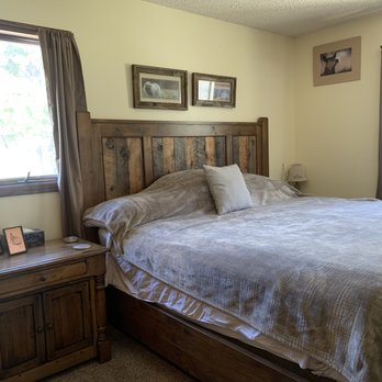 Yellowstone Vacation Cabins - Guest Houses Near Me - Gardiner, Montana Yellowstone Vacation Cabins - Guest Houses Near Me - Gardiner, Montana
