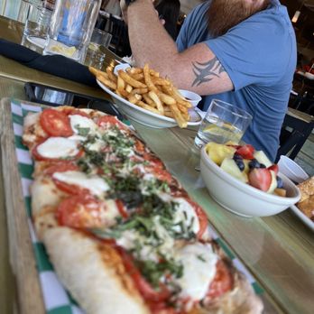 7th & Carson - Classic Margherita - New American Near Me - Las Vegas, Nevada