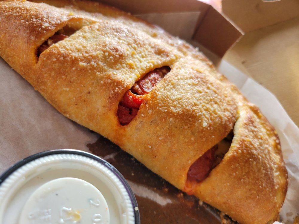 GINO’S PIZZA & SPAGHETTI HOUSE Updated August 2024 12 Photos 712