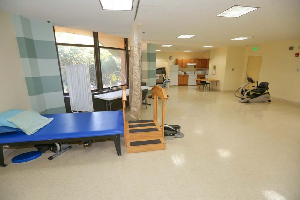 GOLDEN ACRES LIVING AND REHABILITATION CENTER Updated October 2024