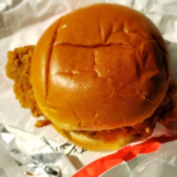 KFC - Fast Food Near Me - Milwaukee, Wisconsin