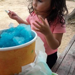 Top G's Sno Cones & Roasted Corn - Cooling off