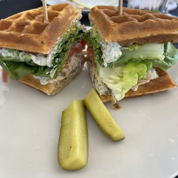 Diosa - Chicken sandwich - Salad Near Me - Pinole, California