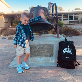 Oak Grove School - Our boy 1st day of T-K 2022 - Elementary Schools Near Me - Sebastopol, California Oak Grove School - Our boy 1st day of T-K 2022 - Elementary Schools Near Me - Sebastopol, California