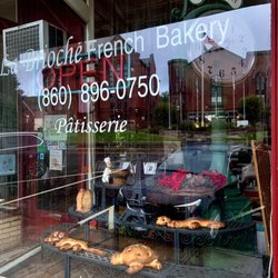 La Brioche French Bakery - Cool window display with animal shaped breads