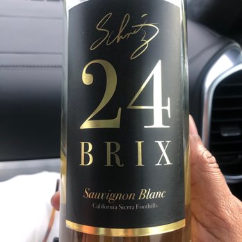 24 Brix Wines - Sauvignon Blanc - crispy - Wineries Near Me - Plymouth, California