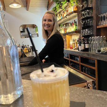 Oak & Ember - Amaretto Sour on the rocks - Poke Near Me - Buxton, Maine Oak & Ember - Amaretto Sour on the rocks - Poke Near Me - Buxton, Maine