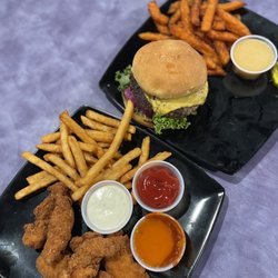 Green Lakes Lanes - Chicken tenders , burger