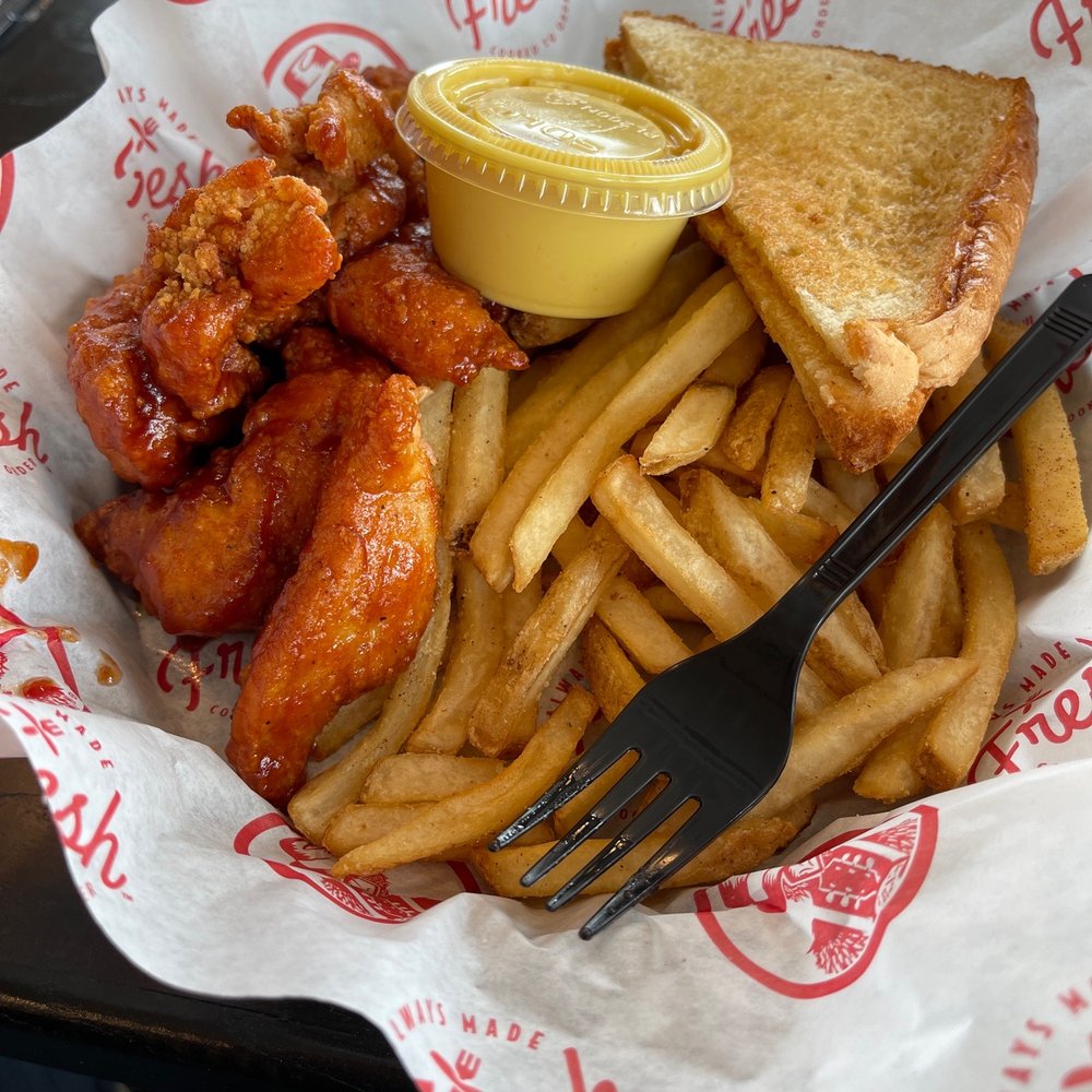 Slim Chickens - Slim's Meal - Southern Near Me - Houston, Texas Slim Chickens - Slim's Meal - Southern Near Me - Houston, Texas