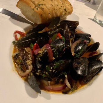 Lounge Here - Mussels...spicy and make sure to order a side of fries! - Cocktail Bars Near Me - Dallas, Texas Lounge Here - Mussels...spicy and make sure to order a side of fries! - Cocktail Bars Near Me - Dallas, Texas
