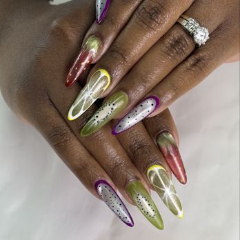 Lume Nails & Spa - Nail Salons Near Me - Pico Rivera, California