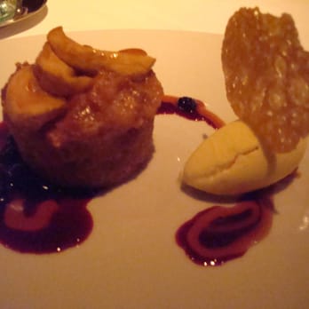 Gary Danko - Louisiana butter cake w/ vanilla ice cream - New American Near Me - San Francisco, California