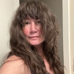 To get back to my 2009-2011 hair style, I have my bits and pieces all over the place! I love it so much. Christopher is my favorite.
