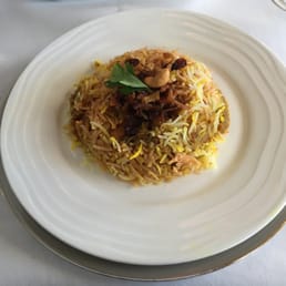 Emirates Airlines - Meal - Airlines Near Me - London, XGL