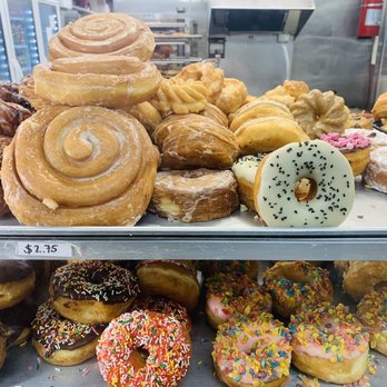 Doughnut Hut - pile of doughnuts. - Donuts Near Me - Burbank, California Doughnut Hut - pile of doughnuts. - Donuts Near Me - Burbank, California