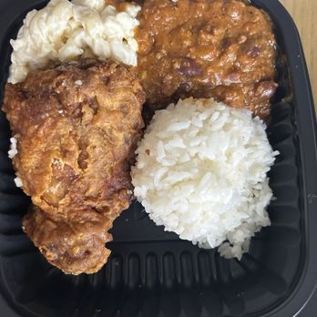 Zippy's McCully - Mini Chili & Chicken Mixed Plate - Fast Food Near Me - Honolulu, Hawaii Zippy's McCully - Mini Chili & Chicken Mixed Plate - Fast Food Near Me - Honolulu, Hawaii