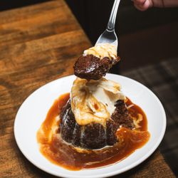 Dublin Pub Restaurant - GUINNESS BROWNIE