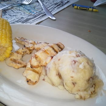 Razzoo's Cajun Cafe - Grilled Chick w/ veggies!¡! (4 kids) - Cajun/Creole Near Me - Cedar Hill, Texas Razzoo's Cajun Cafe - Grilled Chick w/ veggies!¡! (4 kids) - Cajun/Creole Near Me - Cedar Hill, Texas
