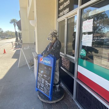 Tomasino's Pizza - Downtown Orlando - Mr.Too Jay - Italian Near Me - Orlando, Florida Tomasino's Pizza - Downtown Orlando - Mr.Too Jay - Italian Near Me - Orlando, Florida