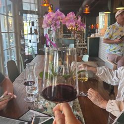 Palos Verdes Wine Club - Inside
