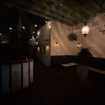 Sunny's Steakhouse - Lobby - Cocktail Bars Near Me - Miami, Florida
