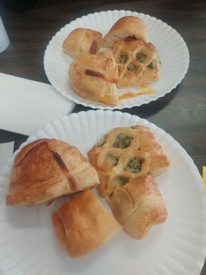AM Donuts Croissants & More by null