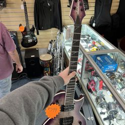 Fast Cash - Toms River - Unique Jackson for $599, beautiful paint, locking tuners, Amazing for the price.
