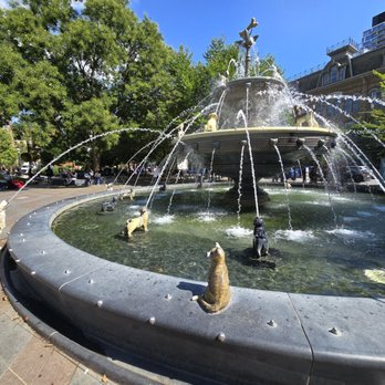 Dog Fountain - Landmarks & Historical Buildings Near Me - Toronto, Ontario Dog Fountain - Landmarks & Historical Buildings Near Me - Toronto, Ontario