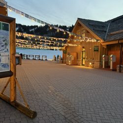 Deer Valley Resort - Resort entrance