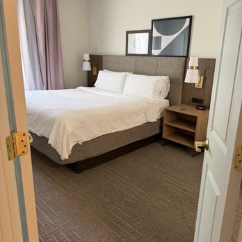 Staybridge Suites - Hotels Near Me - Albuquerque, New Mexico Staybridge Suites - Hotels Near Me - Albuquerque, New Mexico