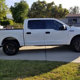 "They 20's but I keep em clean" "They 20's but I keep em clean"