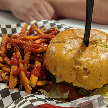 Stanton's City Bites - Sweet potato fries are top notch here to any burger - Burgers Near Me - Houston, Texas