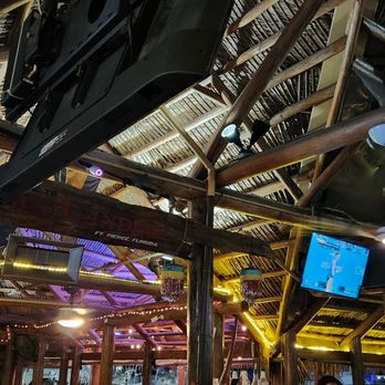 Cobb's Landing - Tiki hut, tvs, mood lighting - Seafood Near Me - Fort Pierce, Florida Cobb's Landing - Tiki hut, tvs, mood lighting - Seafood Near Me - Fort Pierce, Florida