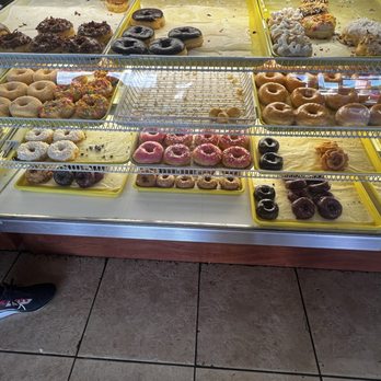 Sip & Dip - Donuts Near Me - Saint Cloud, Florida