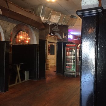 Sliced - Main eating area - Pizza Near Me - Commerce, Georgia
