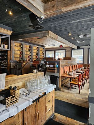 BoLD Restaurant and Bar by null