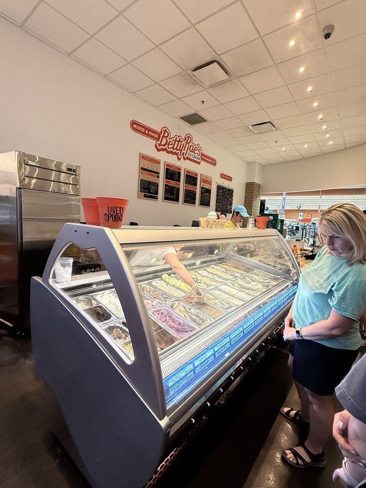 Betty Raes Ice Cream