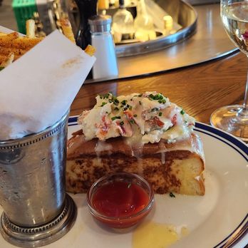 Hudson House - Lobster Roll with Skinny Fries - Bars Near Me - Fort Worth, Texas Hudson House - Lobster Roll with Skinny Fries - Bars Near Me - Fort Worth, Texas