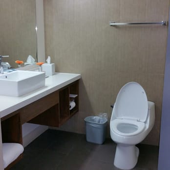 BLVD Hotel & Studios - Clean restroom. Toilet flushes slow and weak. Recommend flushing twice for solid deposit. - Hotels Near Me - Studio City, California BLVD Hotel & Studios - Clean restroom. Toilet flushes slow and weak. Recommend flushing twice for solid deposit. - Hotels Near Me - Studio City, California