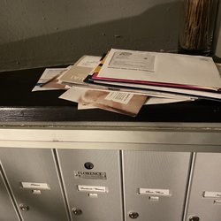 US Post Office - Ten units and the postal person could not be bothered to put them in the individual boxes.