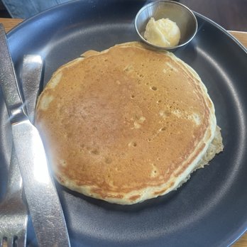 J Nichols Kitchen - Handmade Pancakes - New American Near Me - Marina Del Rey, California J Nichols Kitchen - Handmade Pancakes - New American Near Me - Marina Del Rey, California