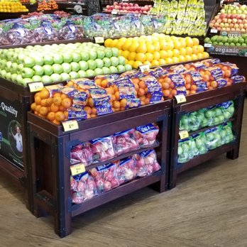 Ralphs - Beatiful produce department. The displays always look really fresh. - Grocery Near Me - Burbank, California Ralphs - Beatiful produce department. The displays always look really fresh. - Grocery Near Me - Burbank, California