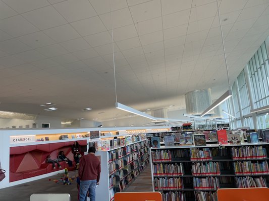 Northeast Library Raleigh NORTHEAST REGIONAL LIBRARY - Updated June 2026 - 108 Photos & 40 ...