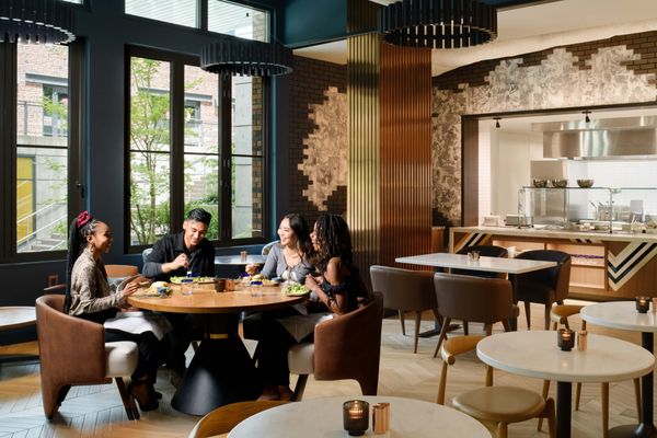 Otium Grill & Greens by null