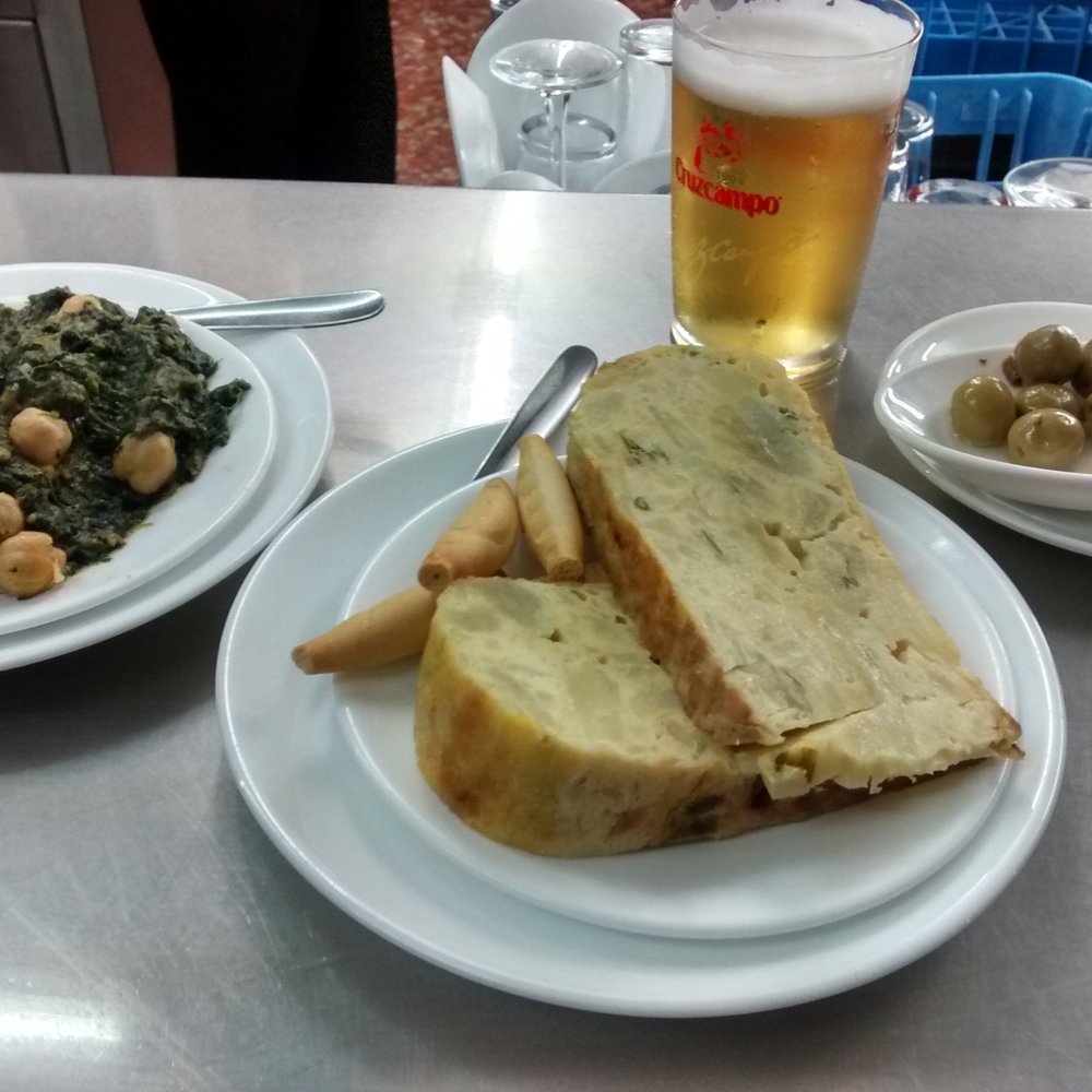 Bar Manolo - Huge Tortilla portion - Andalusian Near Me - Seville, SE
