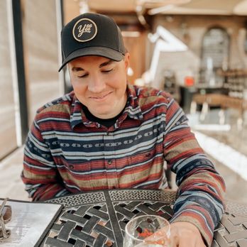 Robert Renzoni Vineyards - Cheers - Wineries Near Me - Temecula, California