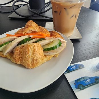 LA LA Bakeshop - Croissant Banh Mi, Viet Coffee - Vietnamese Near Me - Toronto, Ontario LA LA Bakeshop - Croissant Banh Mi, Viet Coffee - Vietnamese Near Me - Toronto, Ontario
