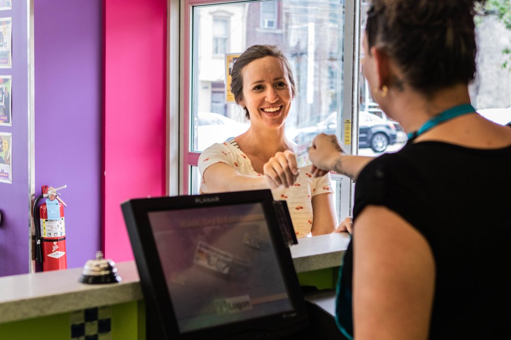 FESTIVA LAUNDRY Updated September 2024 31 Photos & 23 Reviews 701