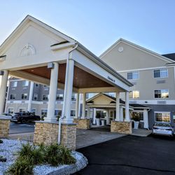 Holiday Inn Express & Suites Boston - Marlboro - Facade for  Holiday Inn Express & Suites Boston- Marlborough